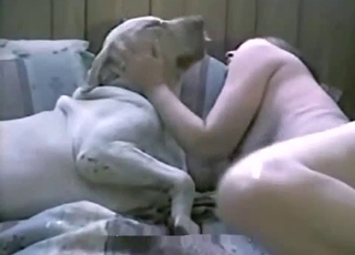 Cheating wife fuck with her big white mutt