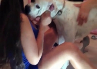 Hold that doggy for a supreme shot