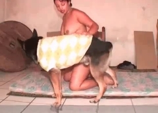 Fatty superslut impaled by her rear end