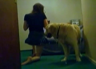 Uncovering my cunt for a doggy